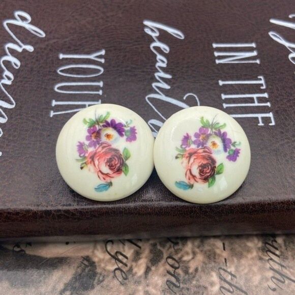 Vintage 1960s Red Blue Rose Floral Print Large West Germany Clip Boho Earrings - Picture 3 of 7